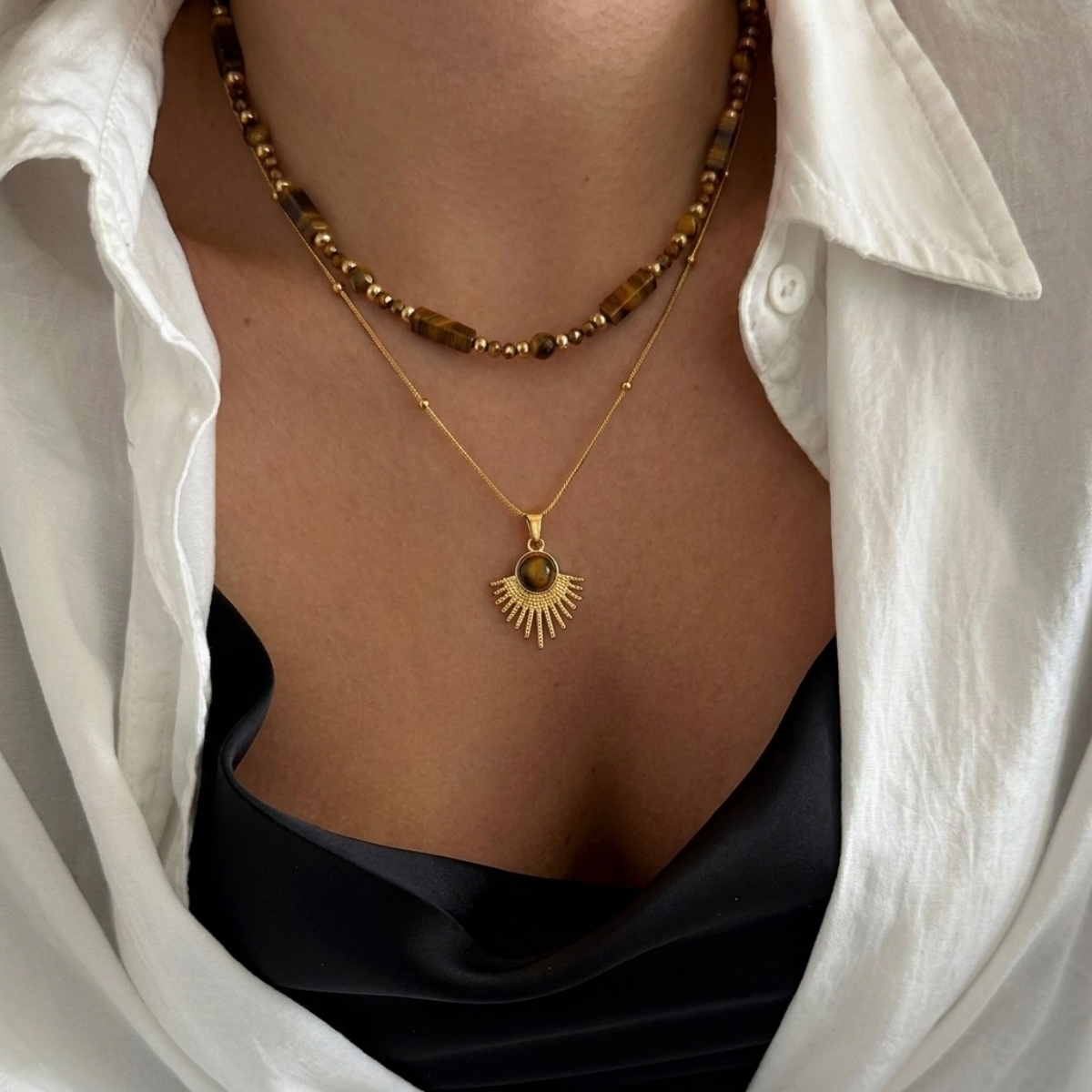قلادة أنيقة من الخرز الطبيعي ب - مراجعة Layered Pendant Necklace Aesthetic وسعره