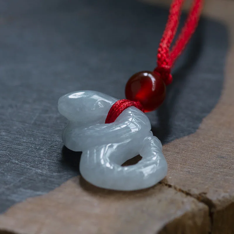 الطبيعية الزمرد الصينية ثلاثة  - مراجعة Necklaces وسعره